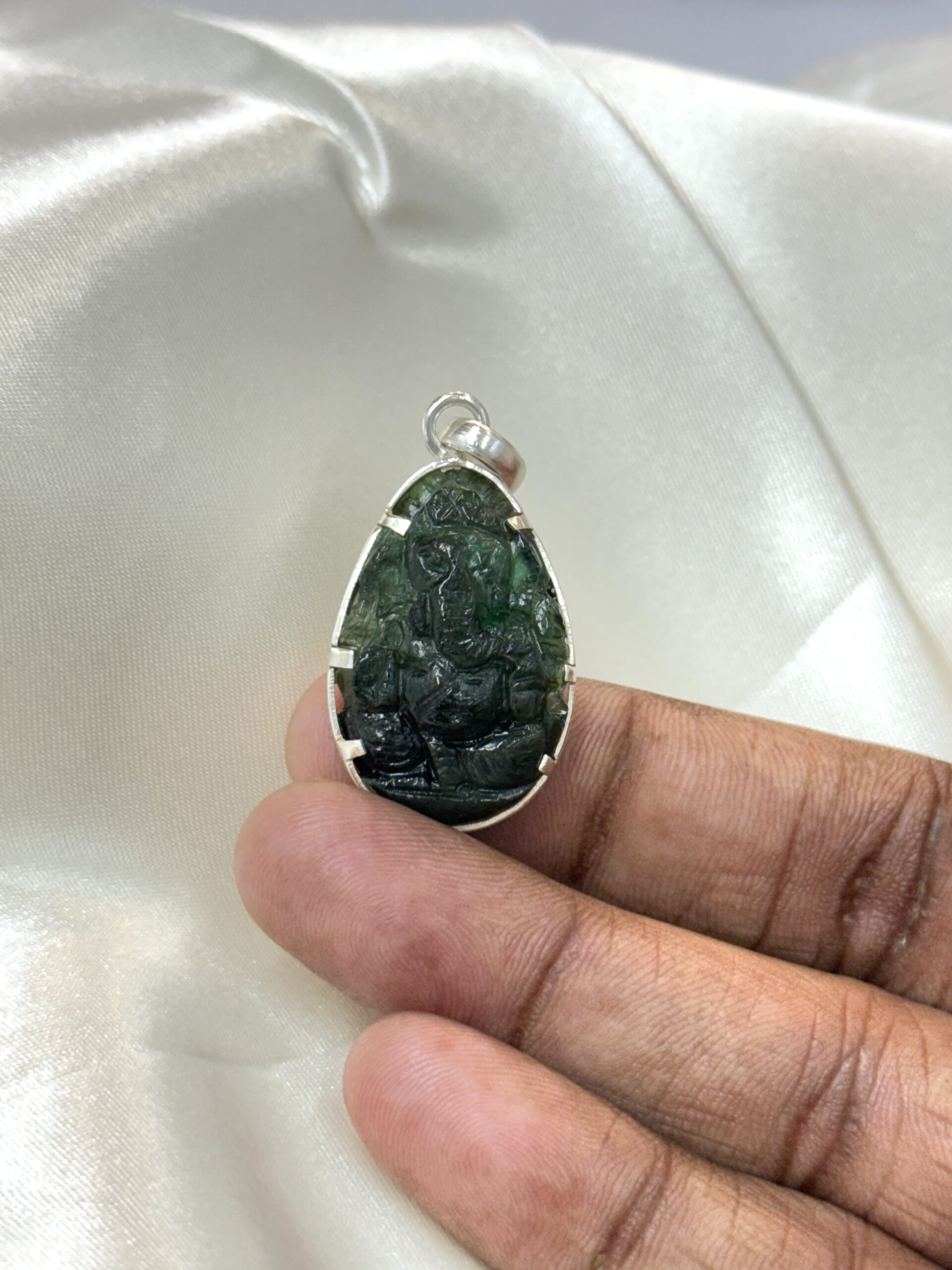 Handcarved Emerald Ganesha Pendant 37carats - Image 2
