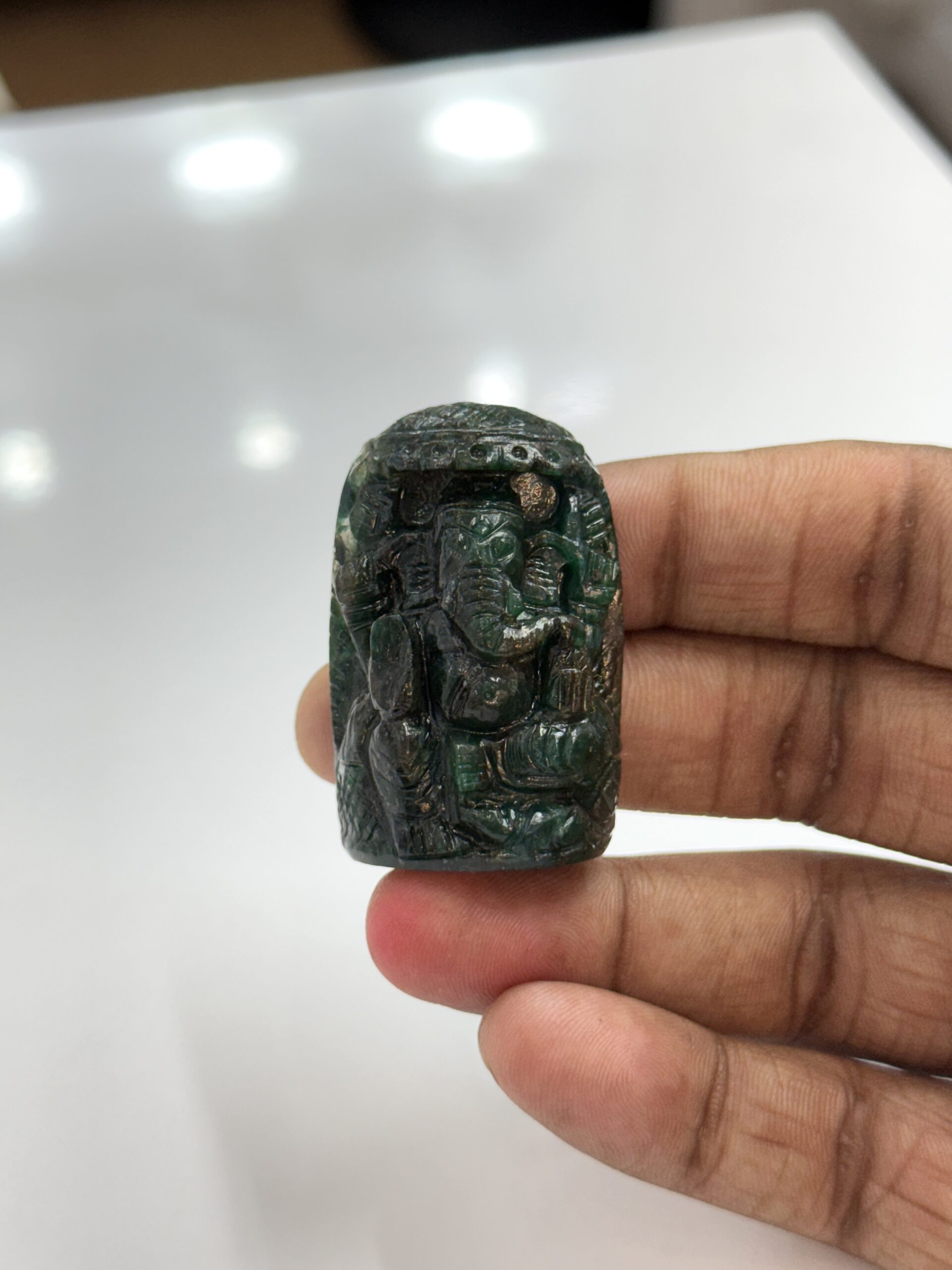 Natural Emerald Ganesha Statue 168cts - Image 5