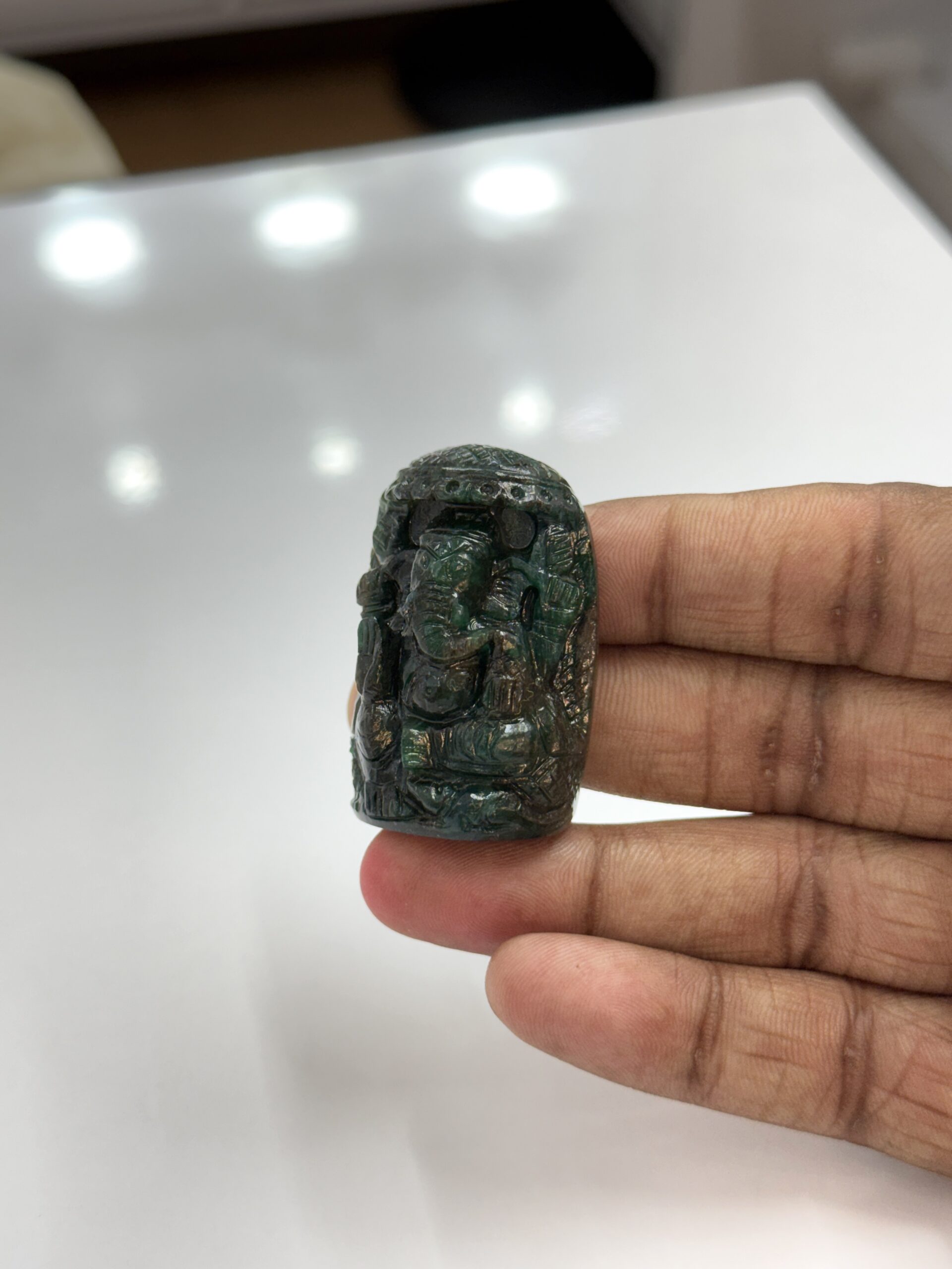 Natural Emerald Ganesha Statue 168cts - Image 4