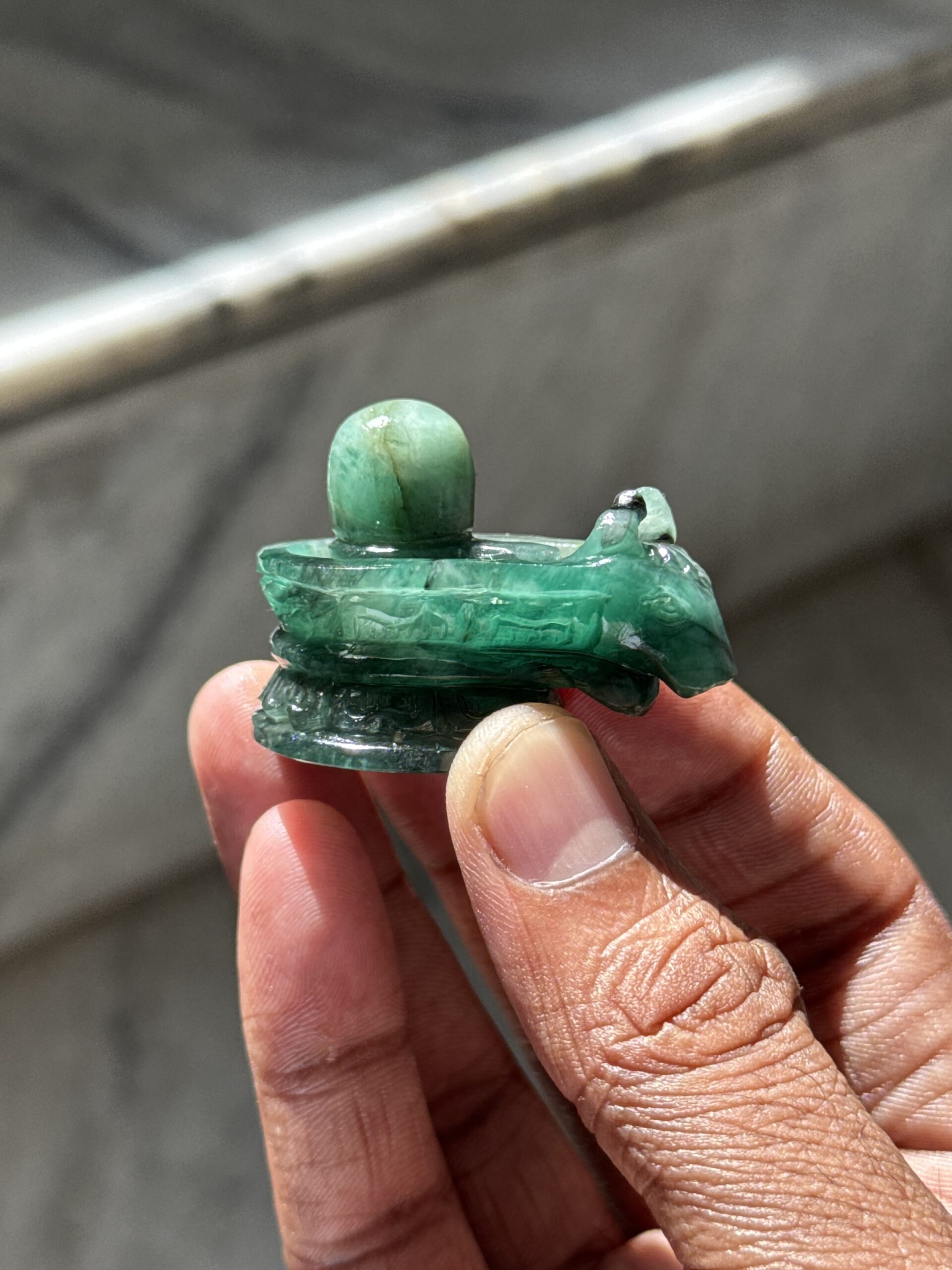 Emerald Shivling with Gow Mukh 191ct - Image 7